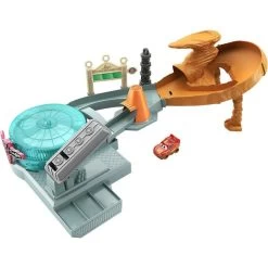 Disney Cars Mini Radiator Springs Spin Out Speelset